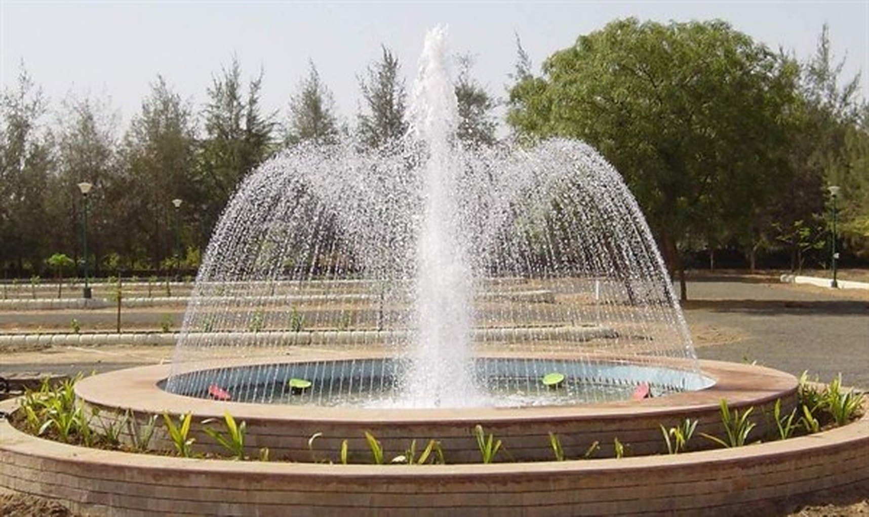 Daytime plaza fountain